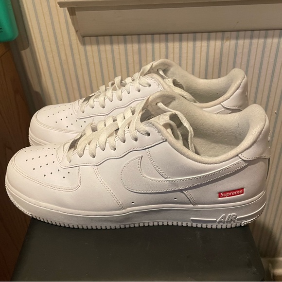 Nike Other - Nike Supreme Air Force One Low White Size 11.5